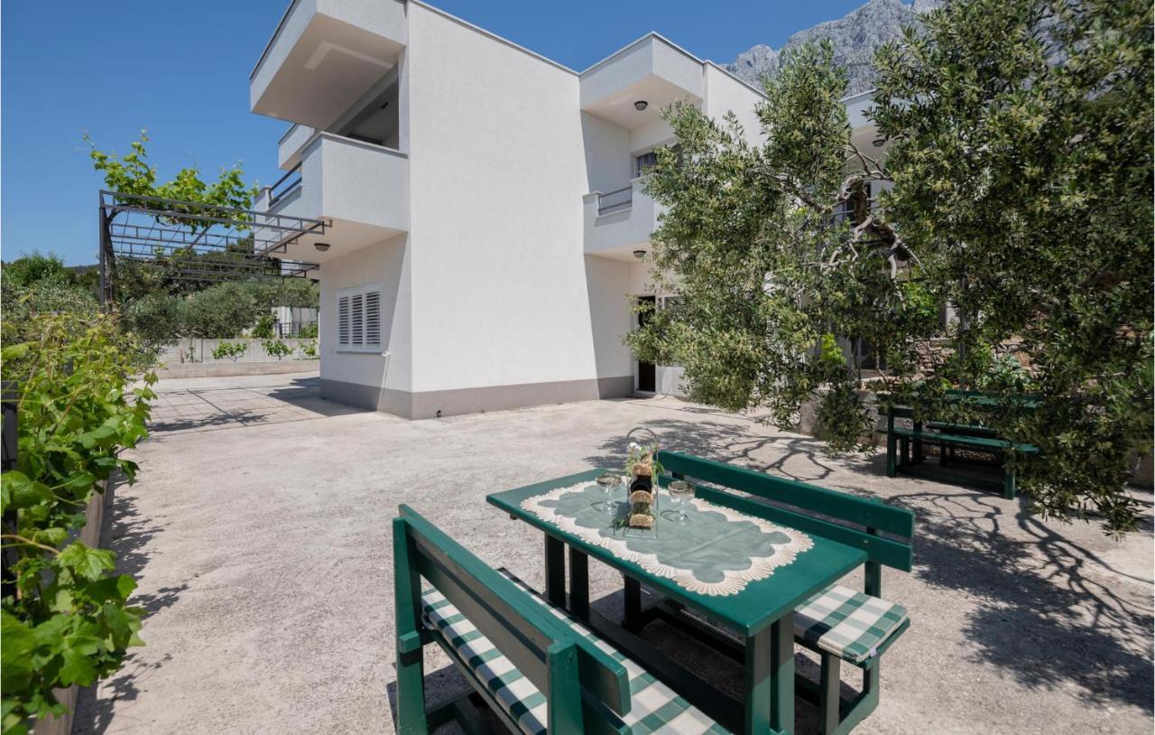 Nice Apartment In Makarska With Wifi Exterior foto
